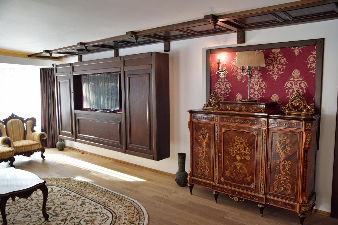 פויאנה ברשוב Classic Residence מראה חיצוני תמונה