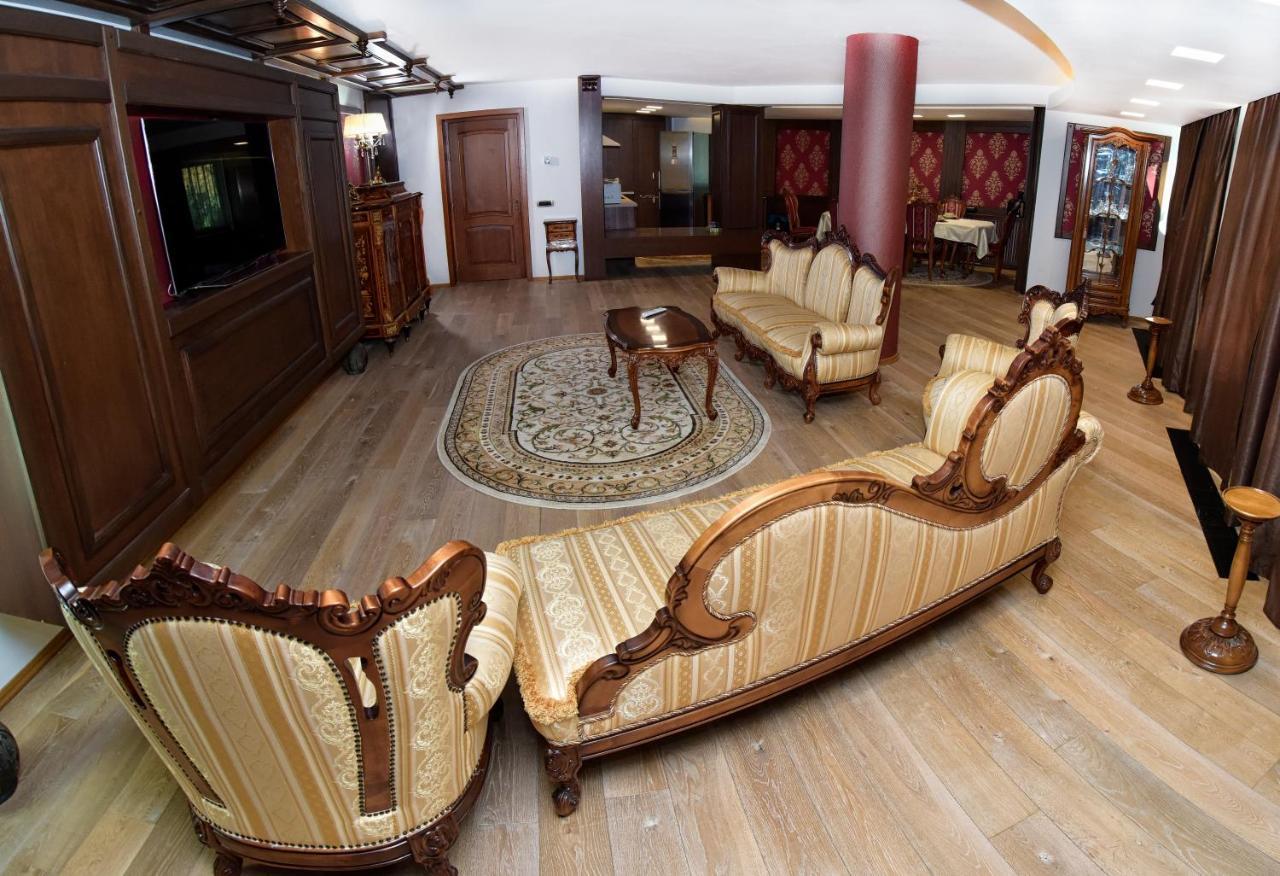פויאנה ברשוב Classic Residence מראה חיצוני תמונה